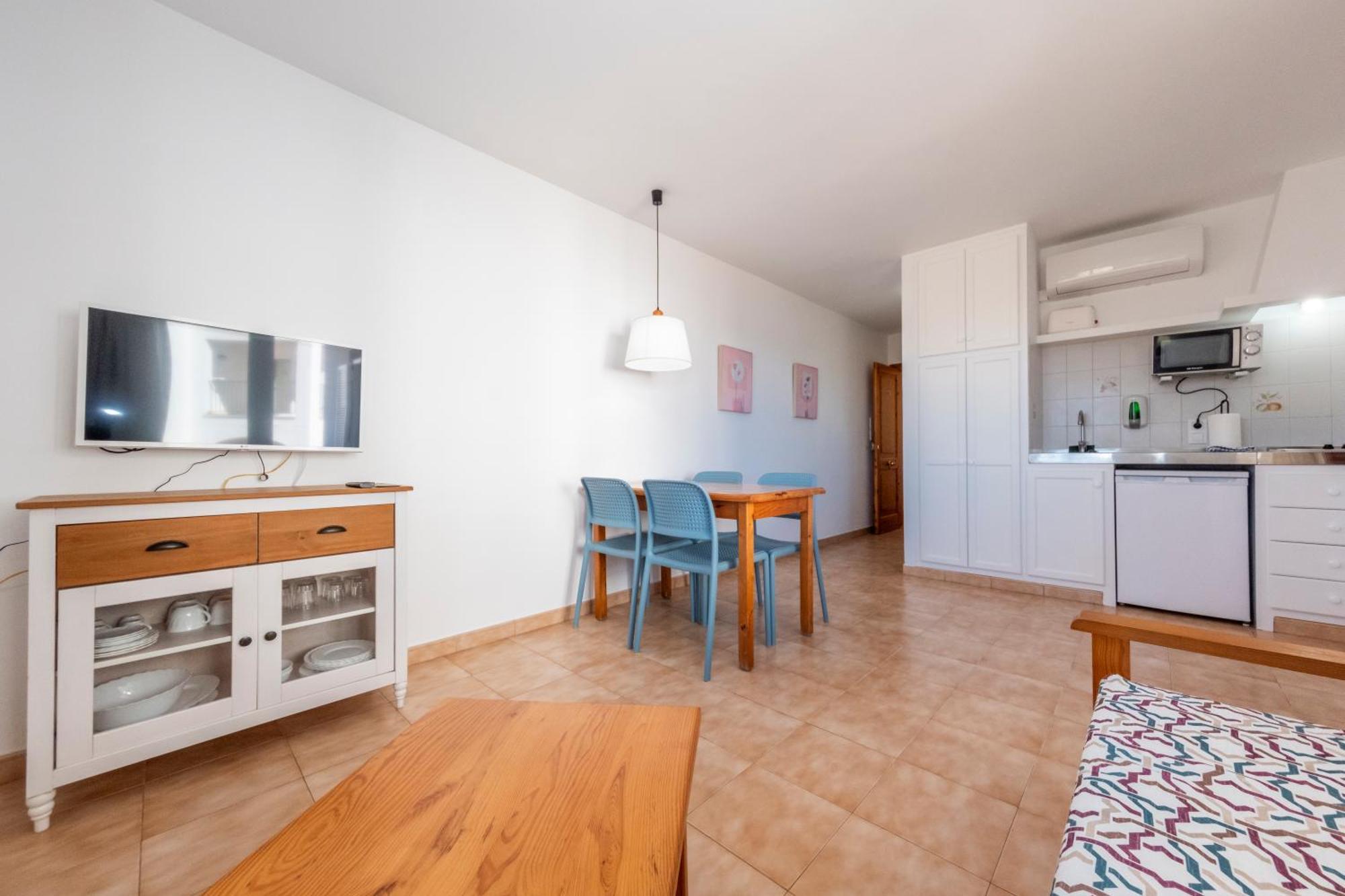 Apartamentos Sol Ponent Κάλα Μπλάνκα Εξωτερικό φωτογραφία