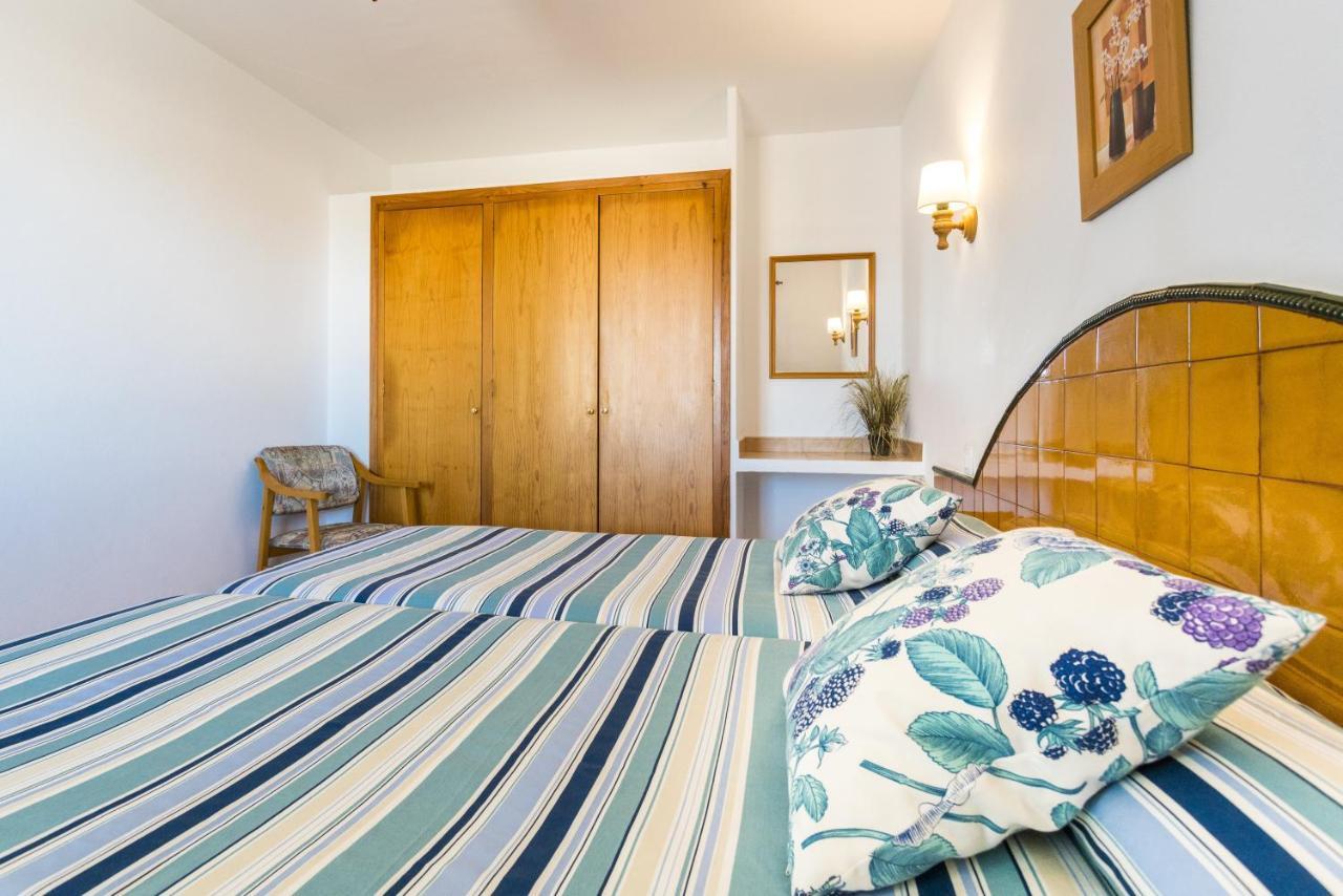 Apartamentos Sol Ponent Κάλα Μπλάνκα Εξωτερικό φωτογραφία